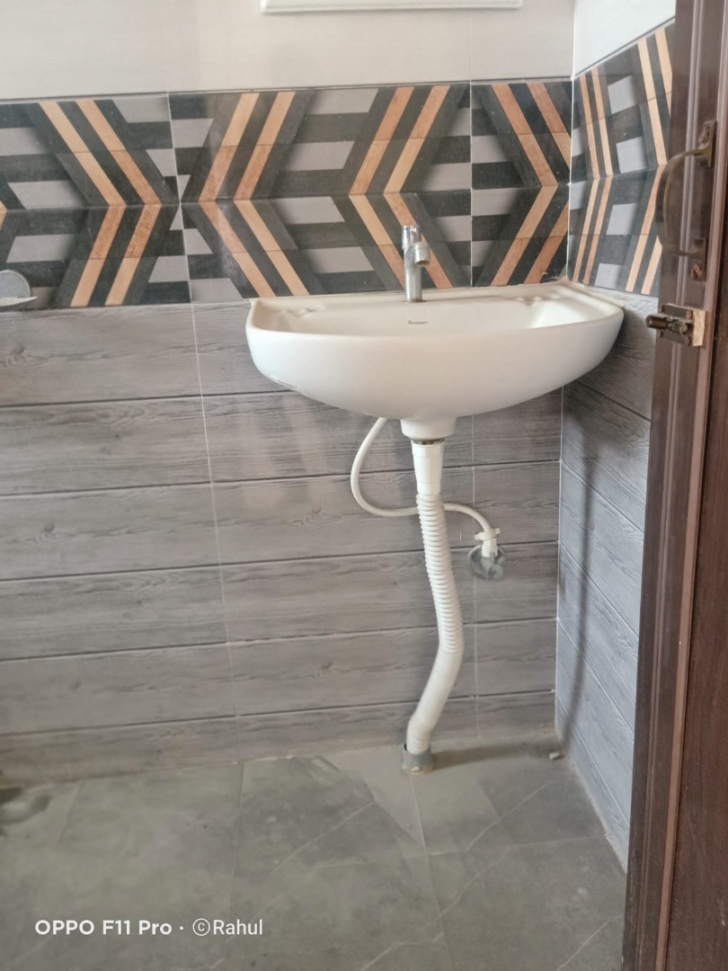 Unfurnished 3bhk in Rajgarh, Rajgarh Road, Bihutoli, Zoo Tiniali, Guwahati, Assam, India for Rent